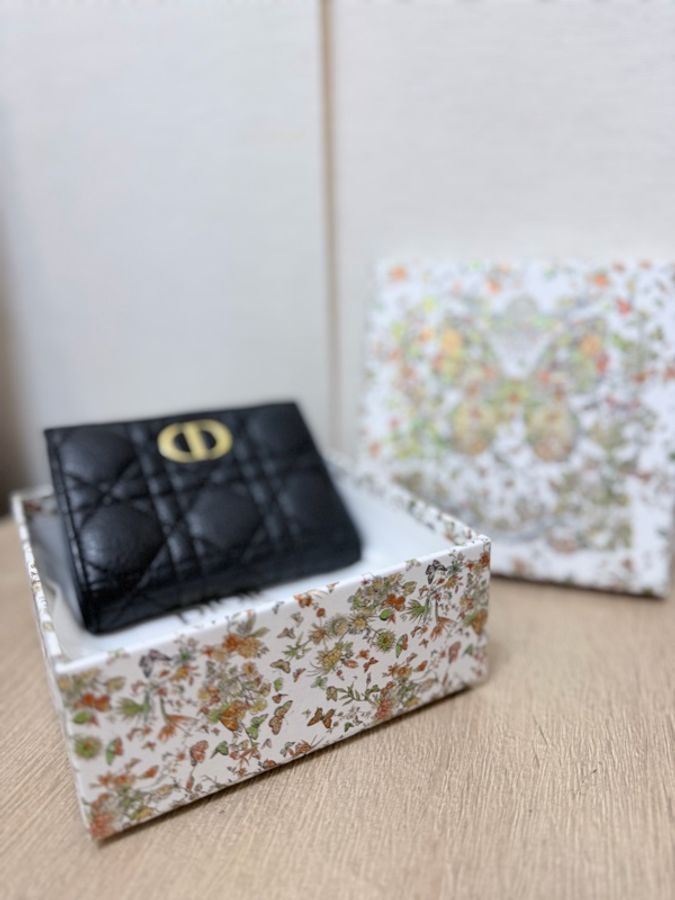 Dior 黑小牛皮Caro Dahlia 6卡零錢短夾-1