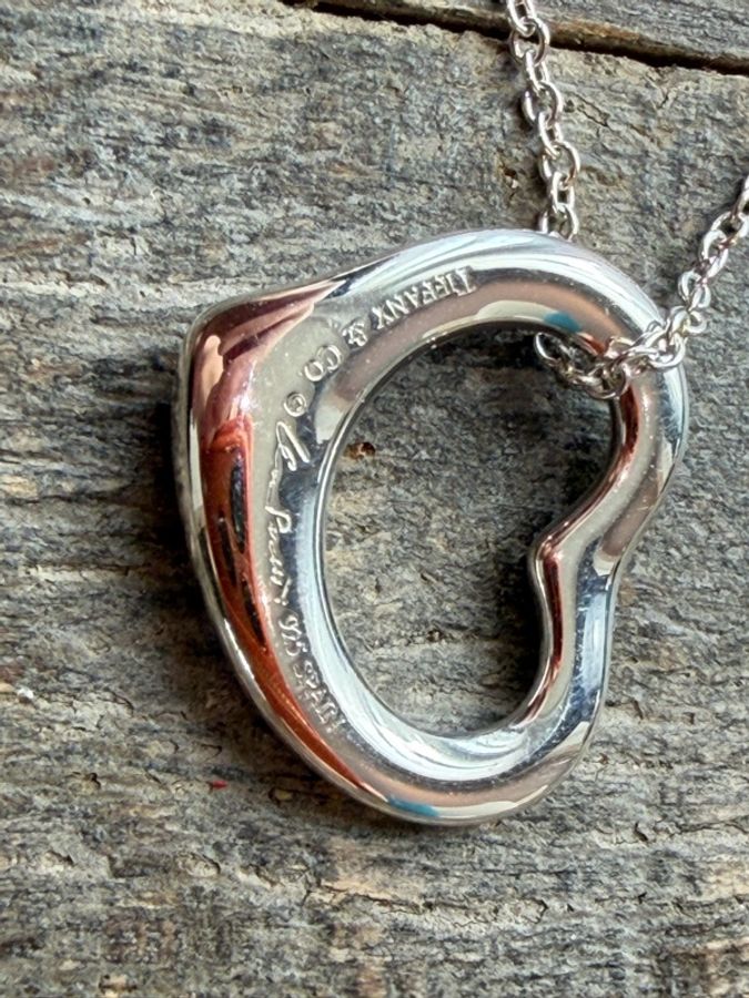 Tiffany’s Elsa Peretti Open Heart鏤空心形項鍊-9