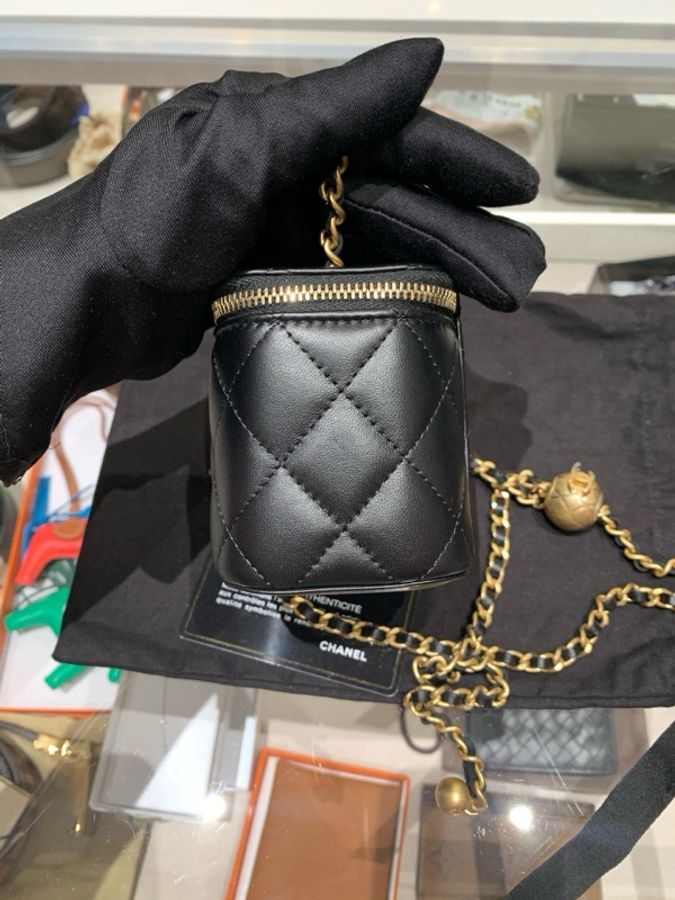 Chanel香奈兒 黑色金球小盒子 31開-2