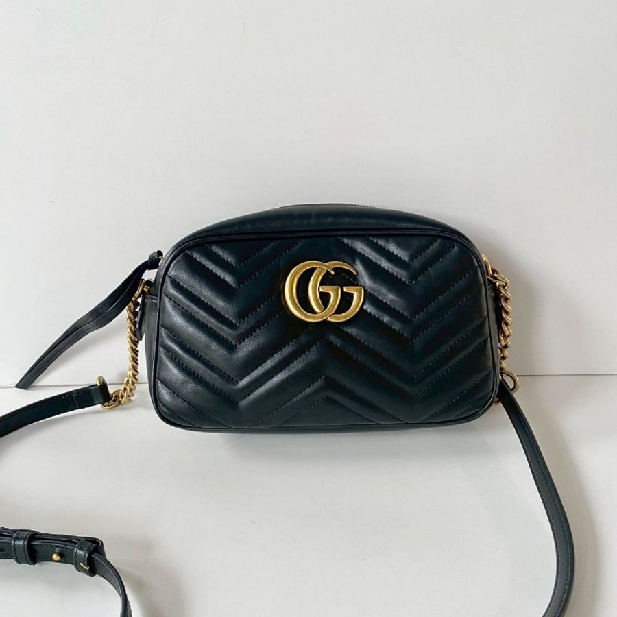 Gucci Marmont 黑色 中款 24 金GG 拉鍊 斜側背 相機包 447632-0