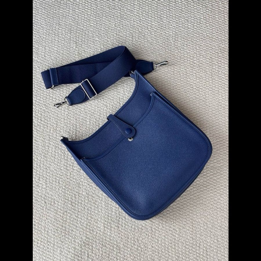 Hermes Evelyne 29
水墨藍-4