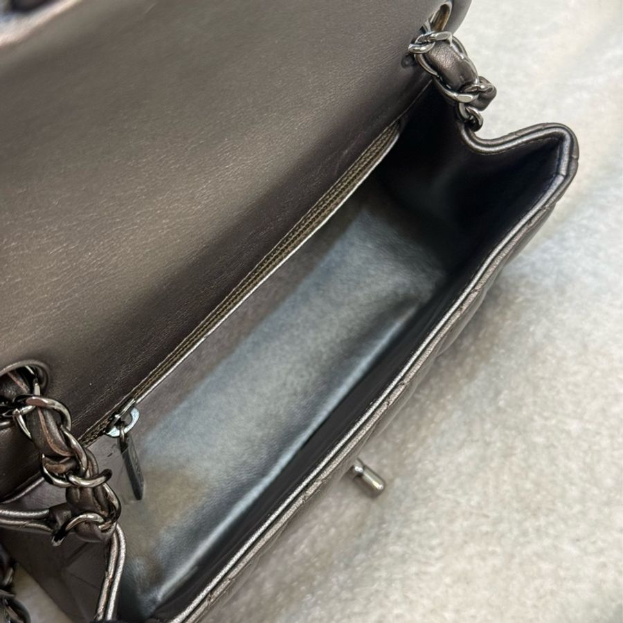 Chanel 方胖子 高級灰銀色-13