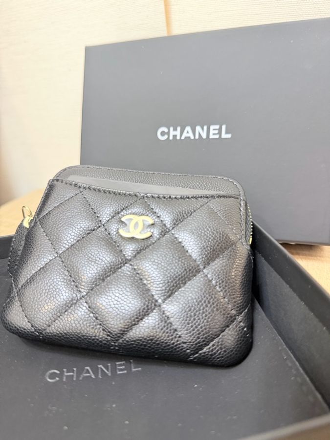全新無使用過‼️Chanel 黑荔枝牛皮淡金釦吐司零錢包-2