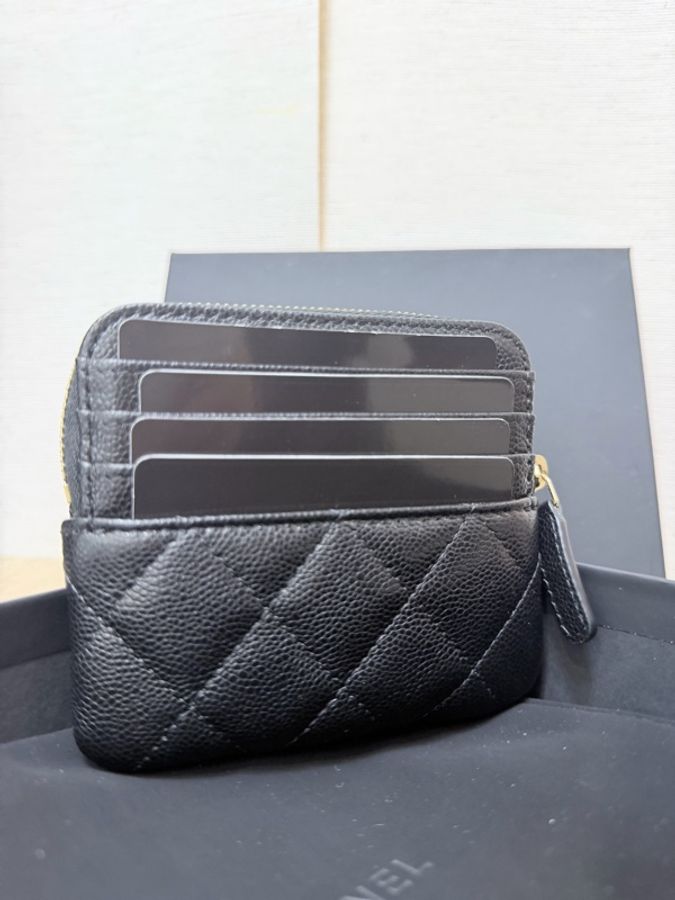全新無使用過‼️Chanel 黑荔枝牛皮淡金釦吐司零錢包-6