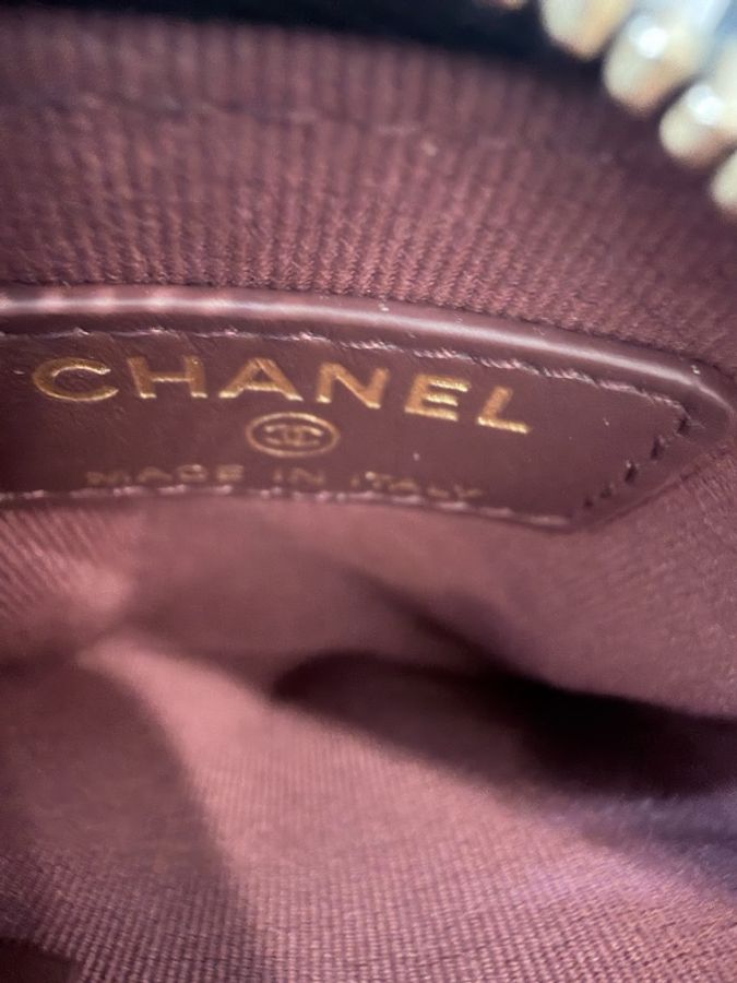 全新無使用過‼️Chanel 黑荔枝牛皮淡金釦吐司零錢包-14
