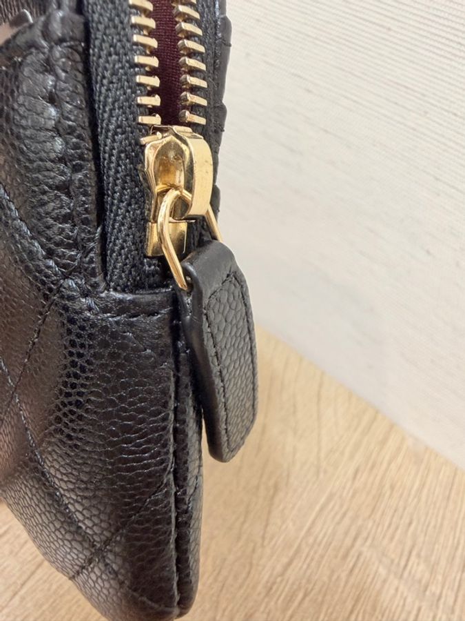 全新無使用過‼️Chanel 黑荔枝牛皮淡金釦吐司零錢包-19