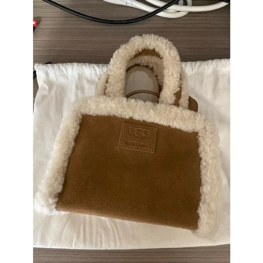 UGG x TELFAR 麂皮毛毛小包-2