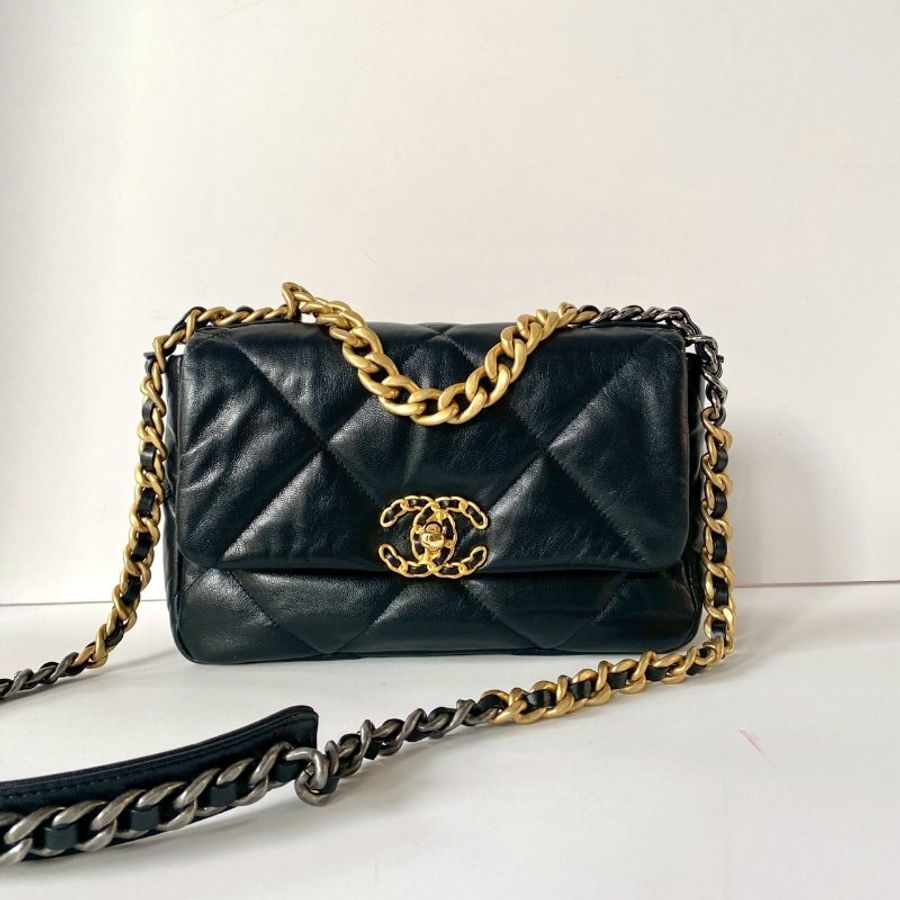 CHANEL 19系列 黑色 小羊皮 金釦 雙色鍊 26cm 保卡款 手提 斜挎 小號 口蓋包 AS1160-0