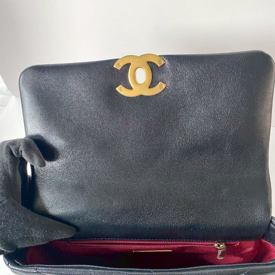 CHANEL 19系列 黑色 小羊皮 金釦 雙色鍊 26cm 保卡款 手提 斜挎 小號 口蓋包 AS1160-8