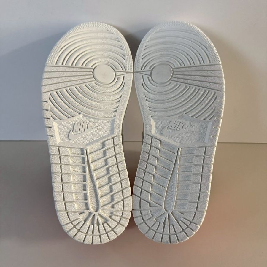 Air Jordan 1 Mid "To My First Coach" 38.5號 運動鞋-8