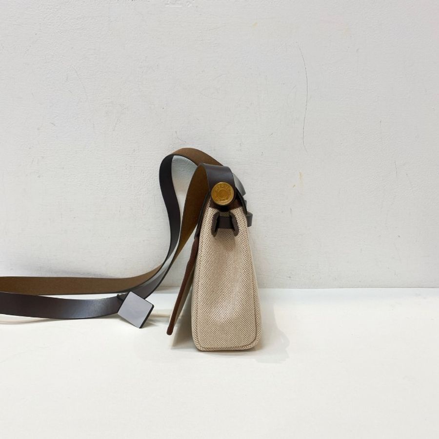 w刻Hermes爱马仕Herbag mini乌木色拼帆布斜挎包20*15*6-2