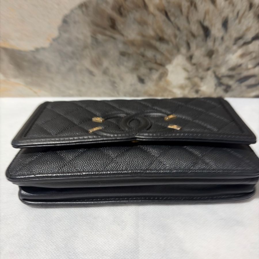 Chanel黑荔枝牛皮Woc-4