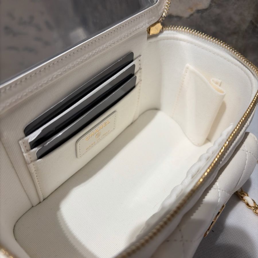 Chanel白金羊皮三口袋化妝包-8
