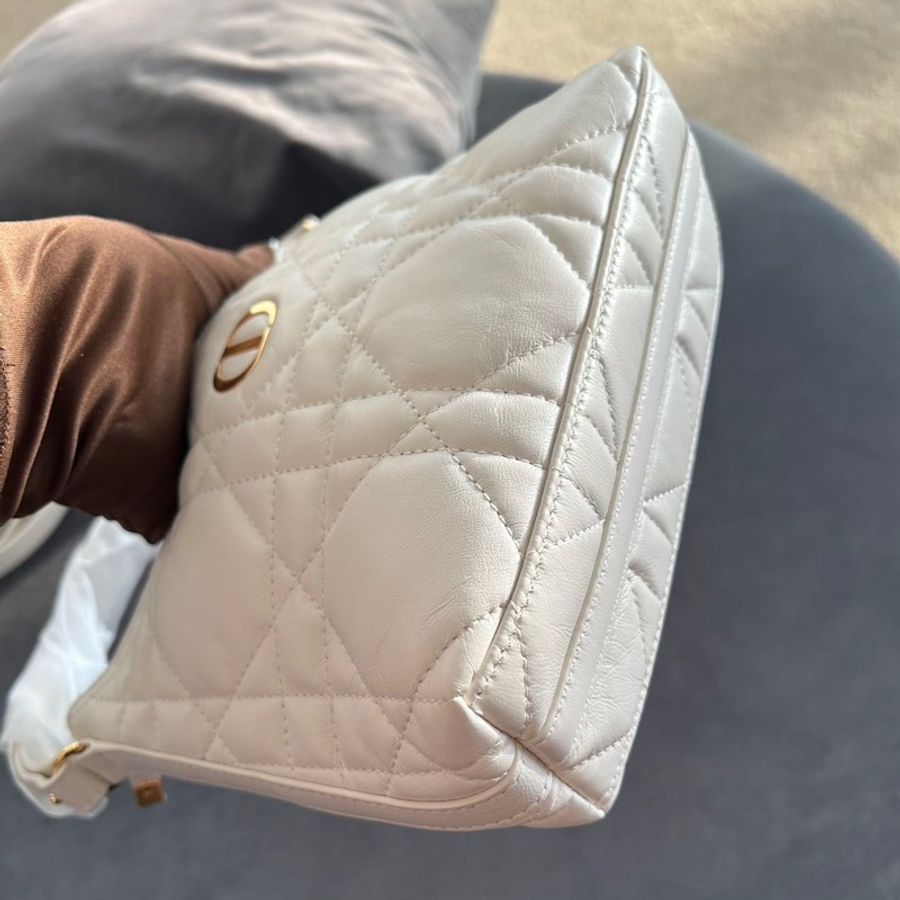 迪奧/Dior Miss Caro 迪奧之愛迷你鏈條手袋 奶白色羊皮革藤格紋 手提包單肩包斜挎包 銀色五金-6