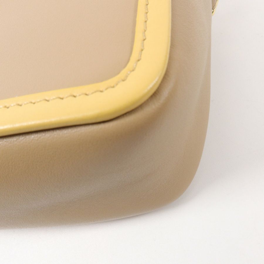FENDI 牛皮皮革Pochette Camera Bag肩背袋-11