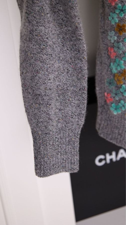 Chanel 16年权志龙同款深灰色羊绒立体丝绒山茶花针织开衫上衣外套-29