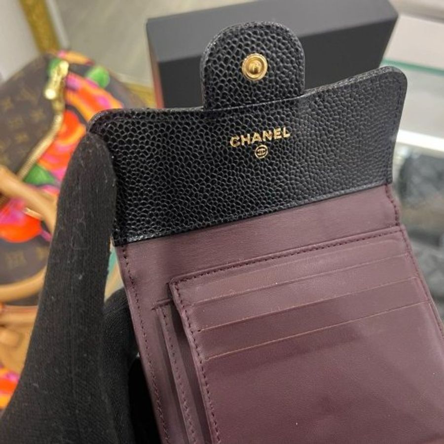 東區正精品㊣CHANEL AP0231 香奈兒黑色荔枝皮牛皮金釦釦式後零錢袋中短夾 RZ6536-2