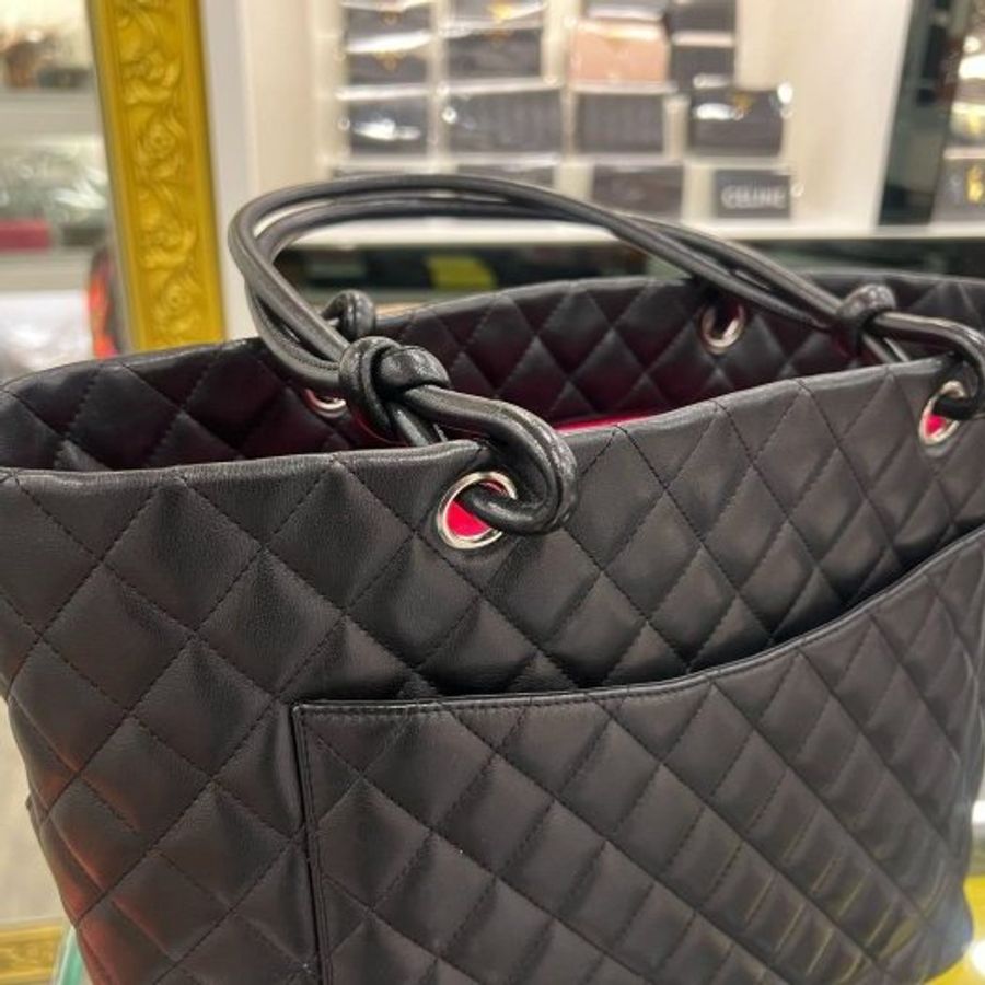 東區正精品㊣CHANEL CAMBON 香奈兒康朋黑色牛皮白色雙C LOGO 銀釦拉鍊肩背包桶包大款 RZ6535-4