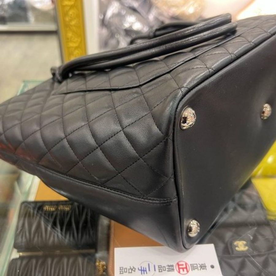 東區正精品㊣CHANEL CAMBON 香奈兒康朋黑色牛皮白色雙C LOGO 銀釦拉鍊肩背包桶包大款 RZ6535-5