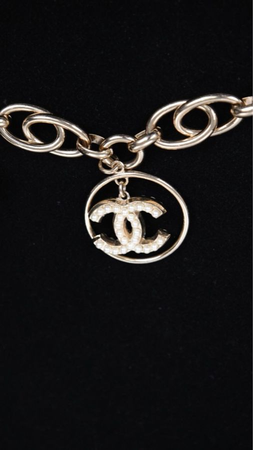 Chanel 13年地球仪镂空珍珠C多元素吊坠腰链-33
