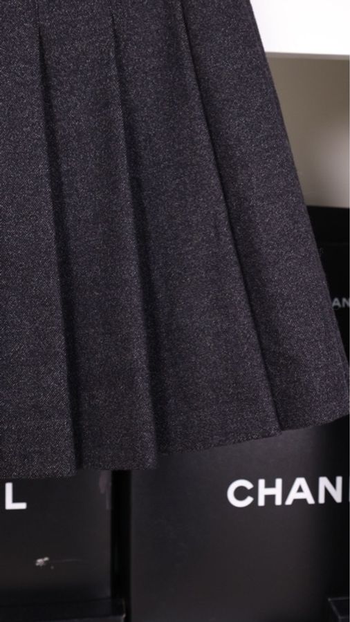 Chanel 01年深灰色羊毛两粒扣百褶裙半裙-35