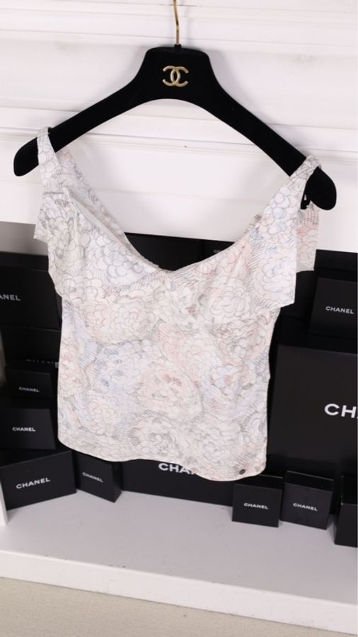 Chanel 10年蓝粉山茶花图案荷叶边翻领背心上衣-16