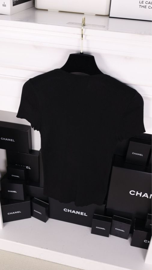 Chanel 黑色针织V领短袖上衣-4
