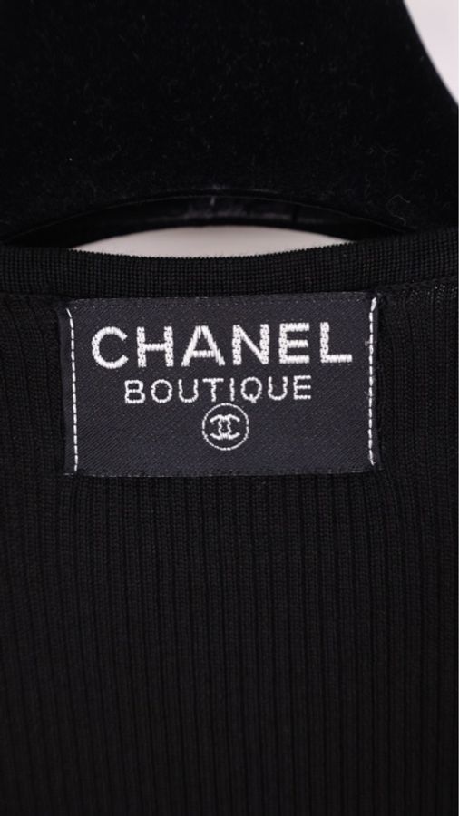 Chanel 黑色针织V领短袖上衣-9