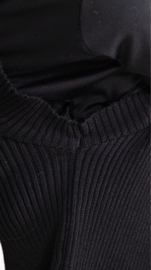 Chanel 黑色针织V领短袖上衣-11