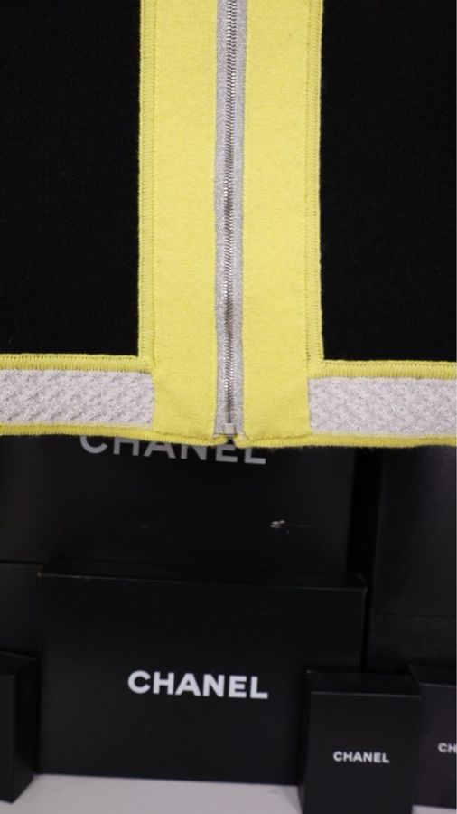 Chanel 03年黑色山羊绒黄灰滚边立领拉链针织开衫外套-23
