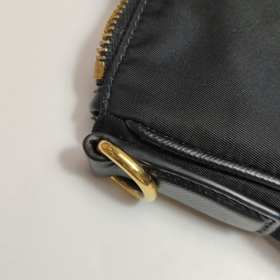 Prada 牛皮尼龍布純色三角標誌斜背包單肩包-15