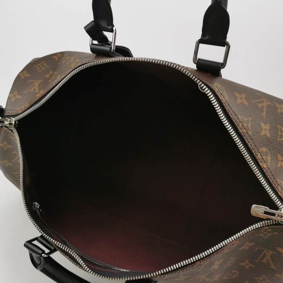 Louis Vuitton (LV) Keepall45牛皮Monogram印花加強飾帶圓筒包肩包行李箱包晶片款-6