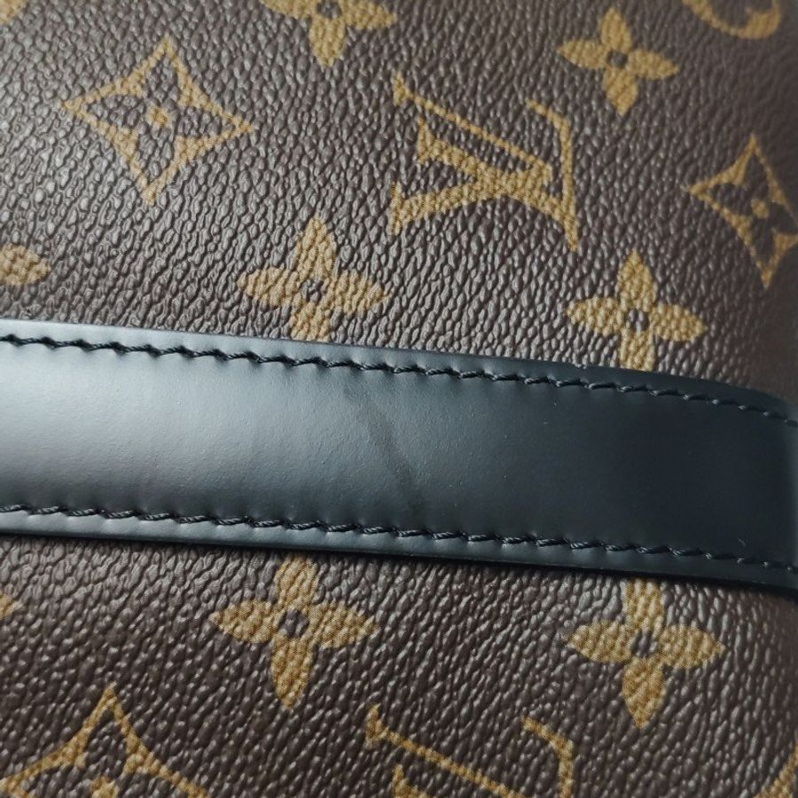 Louis Vuitton (LV) Keepall45牛皮Monogram印花加強飾帶圓筒包肩包行李箱包晶片款-23
