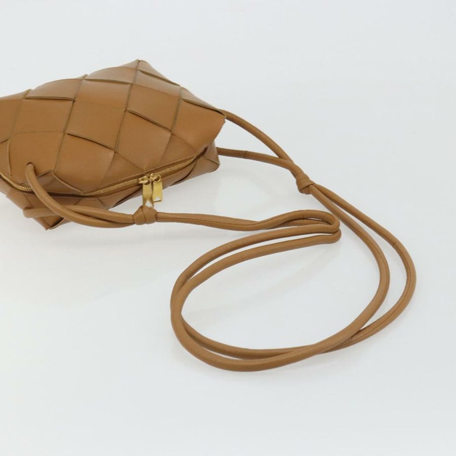 【日本直送】BOTTEGA VENETA MAXI INTRECCIATO 卡式單肩包 棕色金色 正品 BA14005V-6