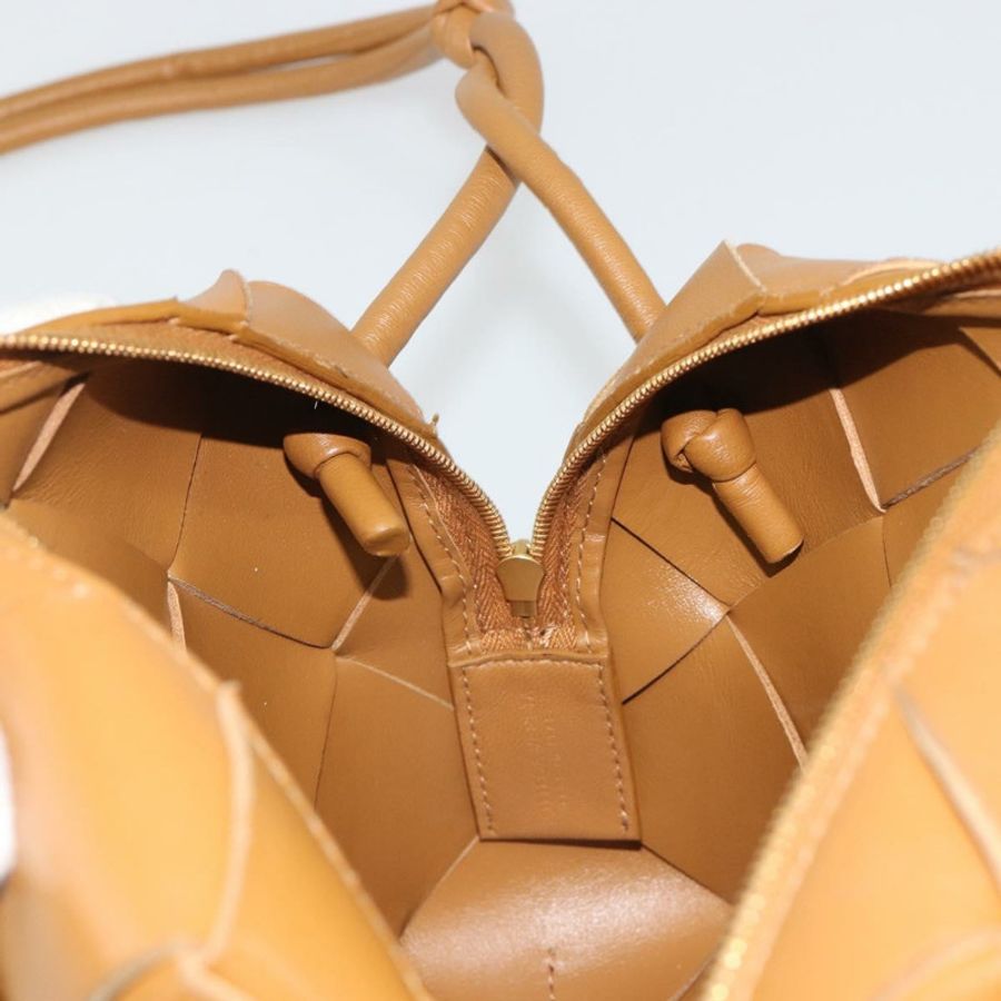 【日本直送】BOTTEGA VENETA MAXI INTRECCIATO 卡式單肩包 棕色金色 正品 BA14005V-16