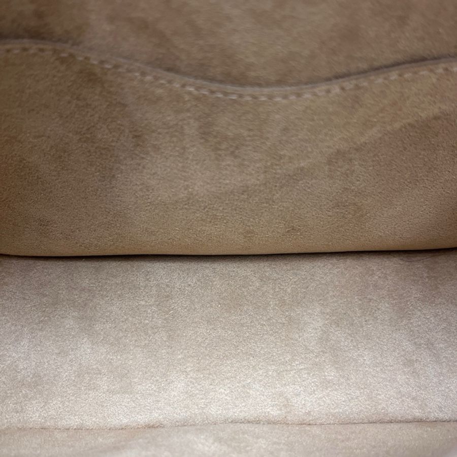 Louis Vuitton 路易威登 白色水波紋Buci法棍包 尺寸24*14-8