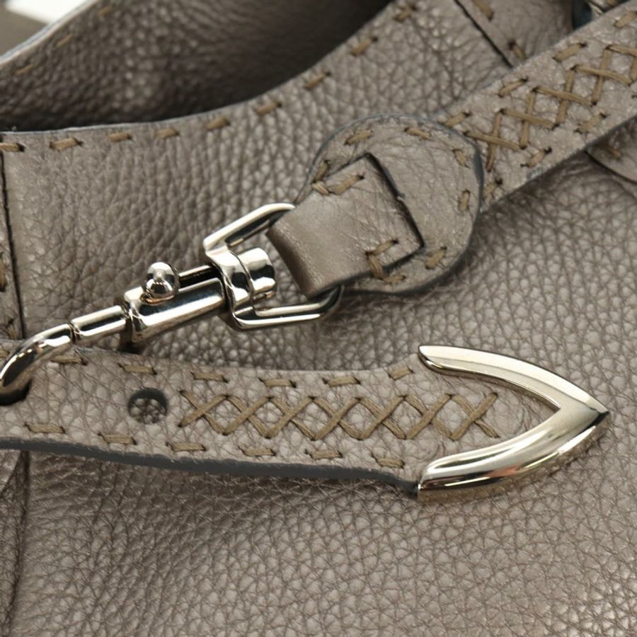 【日本直送】FENDI Celeria 手提包 皮革 灰色 金色 正品 191294V-18