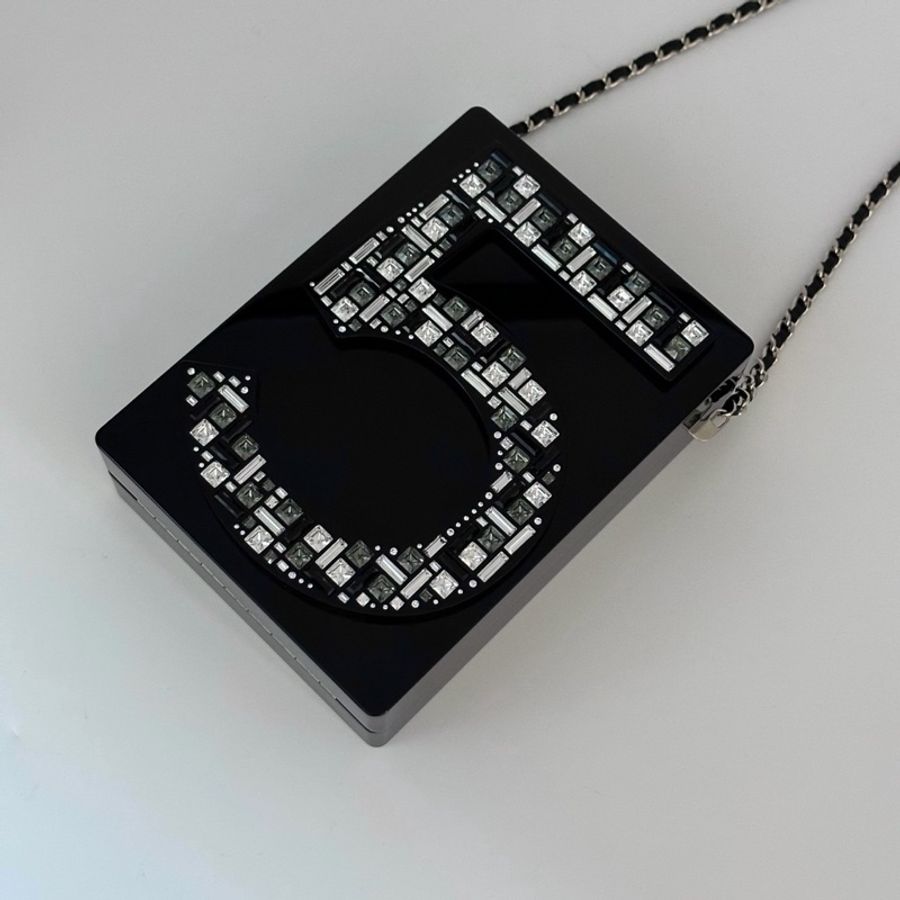 🖤 威選精品|CHANEL 黑色樹脂 No.5 香水瓶盒子鏈條包-4