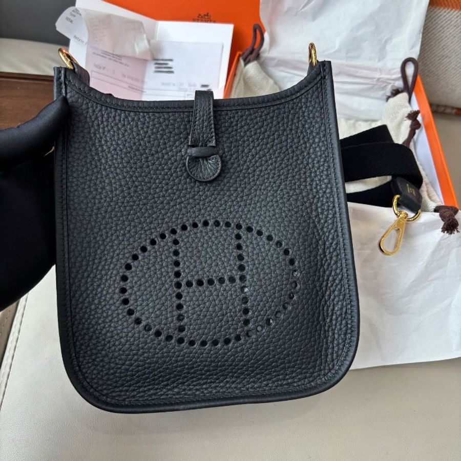 近新品 愛馬仕Hermes 黑金mini Evelyne-5