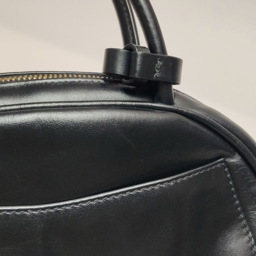 Miu Miu 繆繆 小號牛皮純色字母logo拉鍊斜挎包單肩包 附件 塵袋 肩帶-10