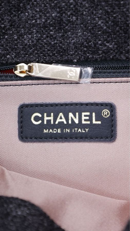Chanel 19年灰色毛呢皮穿链滚边cf单肩包-21