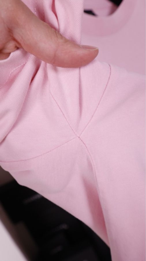 Balenciaga 23SS粉色裂纹字母麦穗图案短袖上衣-26