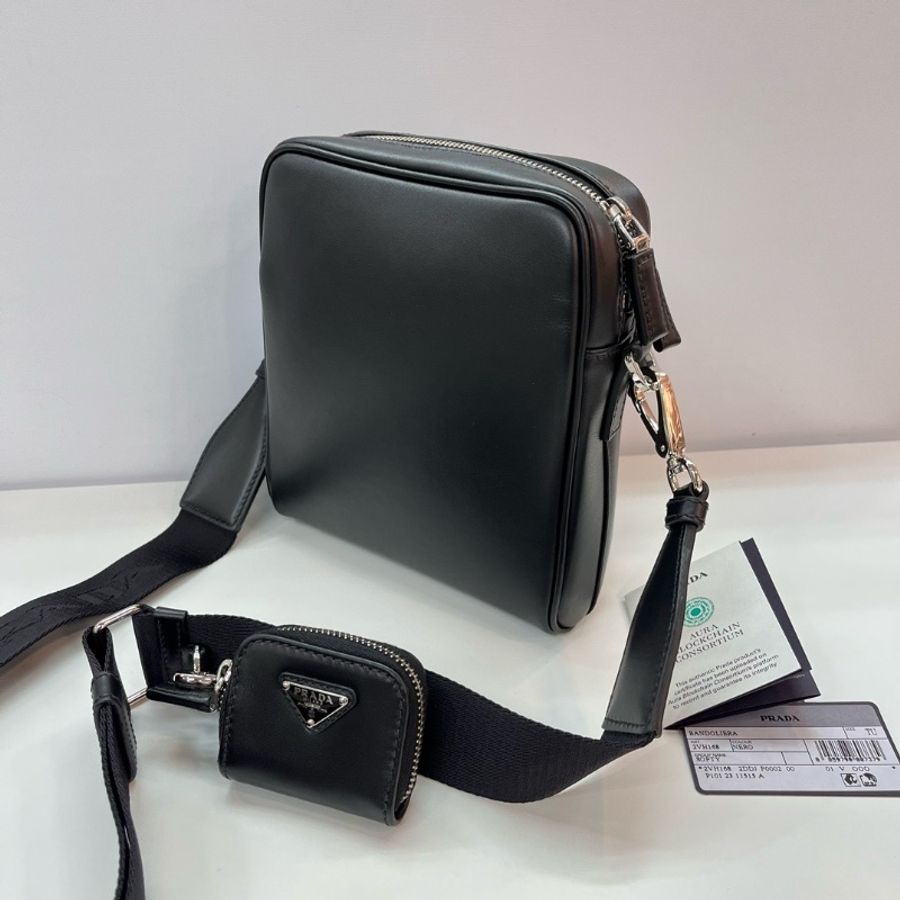 Prada travel bag-1