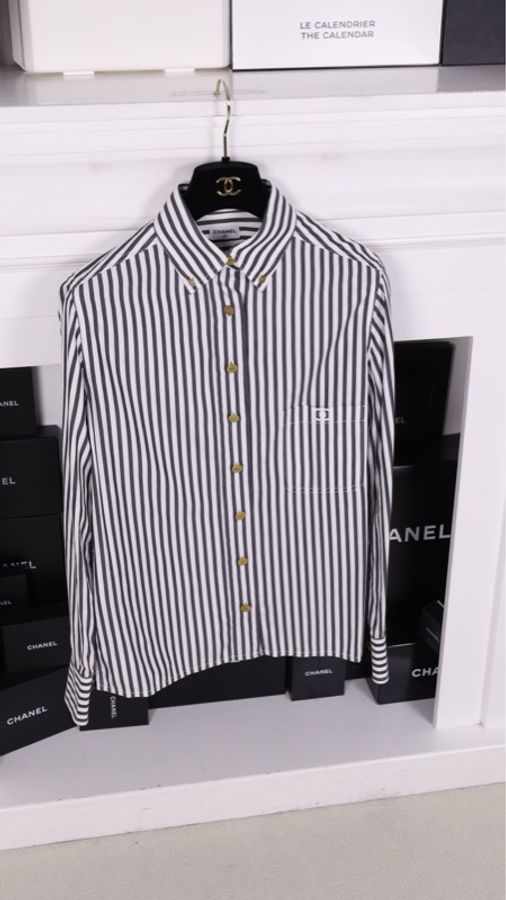 Chanel黑白条纹金扣衬衫上衣外套-2