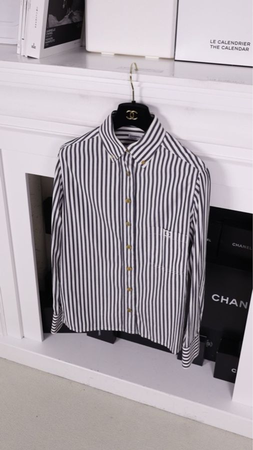 Chanel黑白条纹金扣衬衫上衣外套-3