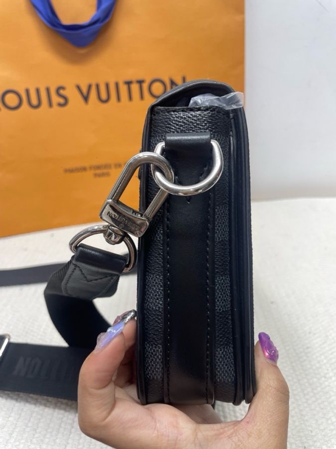 Louis Vuitton 路易威登/LV Studio 黑灰棋盤格郵差包 男士單肩斜挎包 編碼:芯片 尺寸:23.5*6*15.5-9