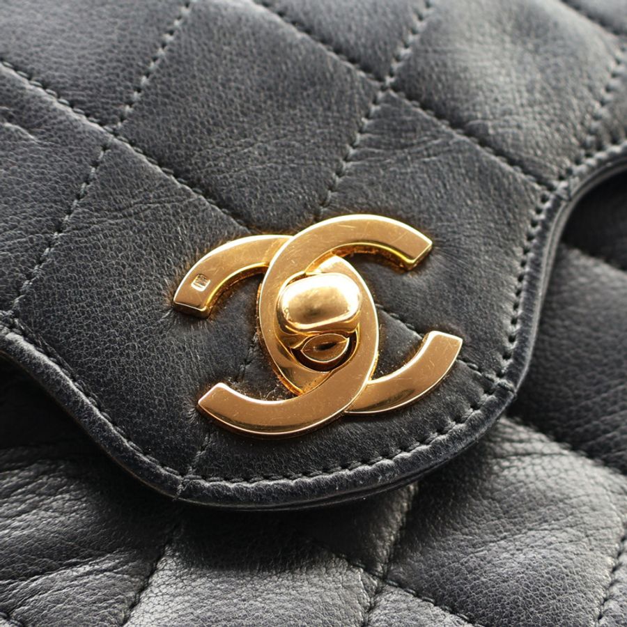 黑色 菱格紋 羊皮 Small Double Flap 鍊帶肩背包 金扣【CHANEL 香奈兒】 A01112-5