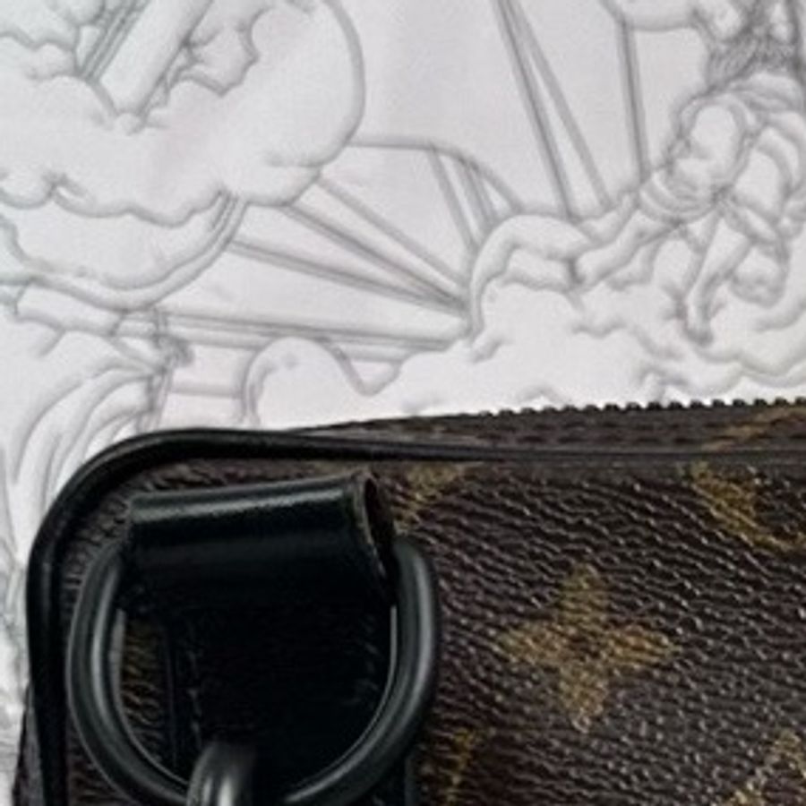 Louis Vuitton 路易威登 19SS Utility Side 限量秀款相機包 單肩斜挎腰包胸包 尺寸23x16 無附件。-5