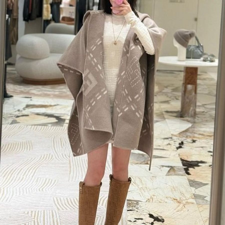 FENDI 奶茶色 雙面 連帽 斗篷 披風 100% Cashmere FF LOGO-0