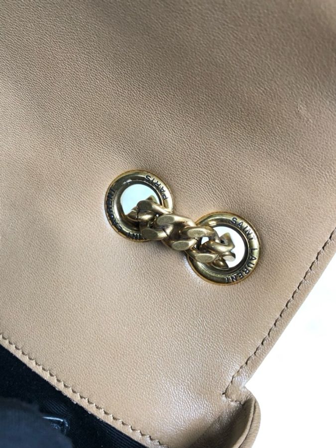 Saint Laurent/聖羅蘭 奶茶色金扣LouLou信封包鏈條包 25年 有塵袋鏡子子袋-17